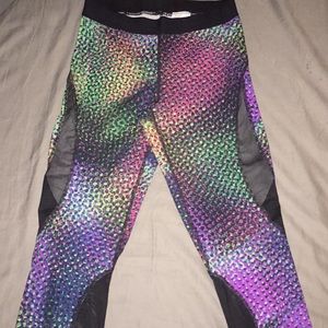Nike Pro Hypercool crop pants